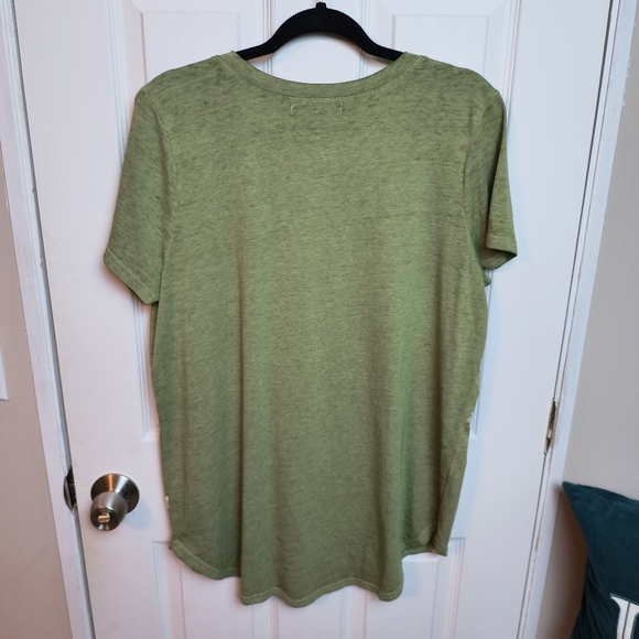 Sable Sky Scoop Neck Fall Vibes Graphic Tee Green Soft Stretch 1X - Picture 5 of 7